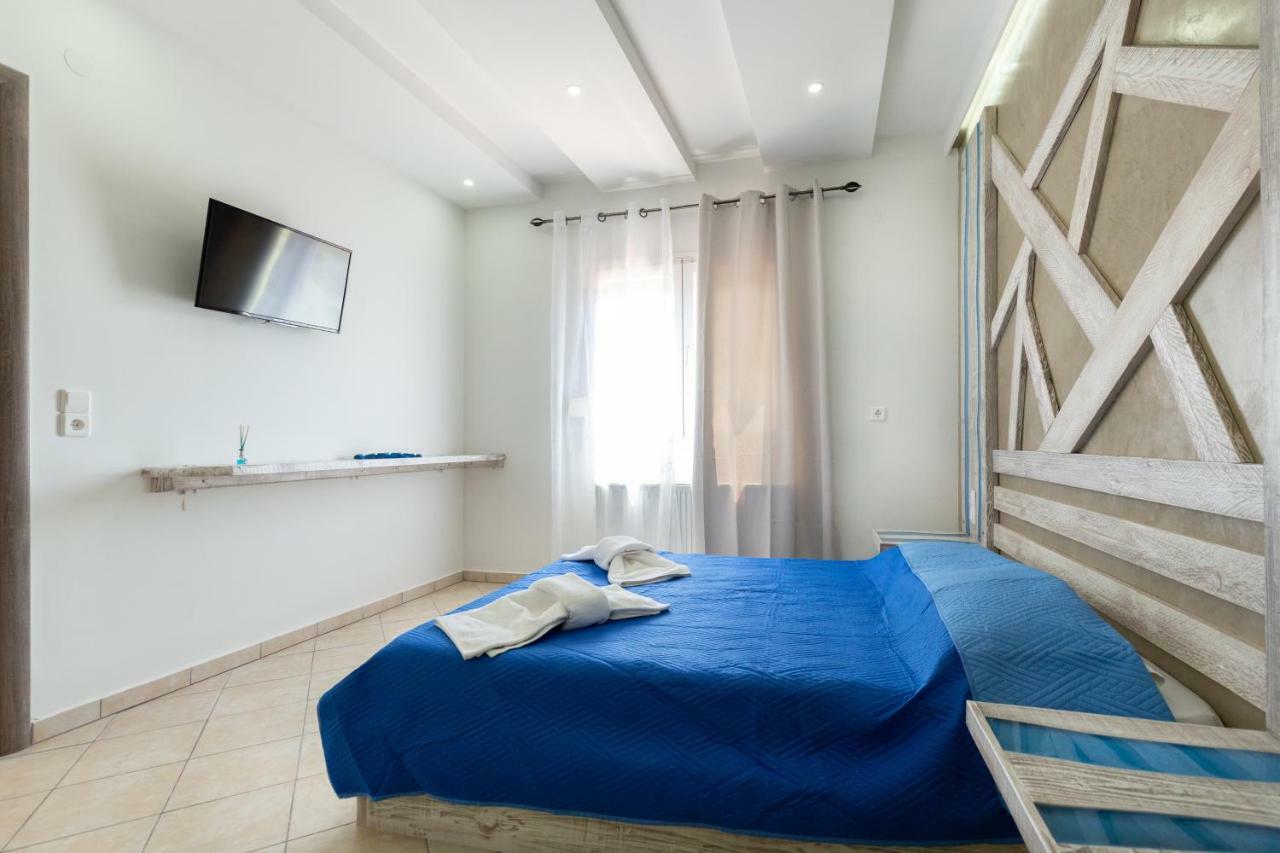 River Apartment Potos